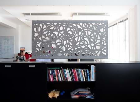 CoverSingle rumafskærmning i filt ophængt med wire (3)