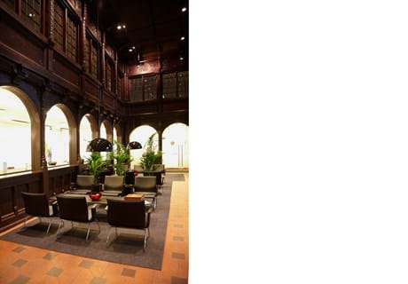 Filt afpasset tæppe i loungeområde