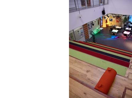 Filt sæde udrullet på trappe