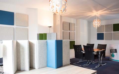 TwisterPlus akustikpaneler med filt på kontor (11)