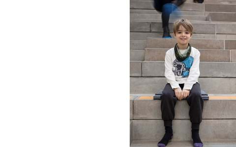 Flytbar bordskærm i filt på skole