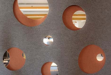 anthracite filttæppe på kontor