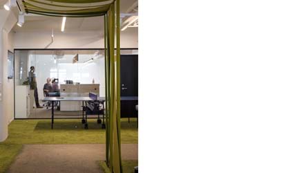 covers i grønt ligner skov