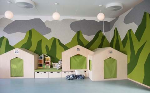 grøn uldfilt væg udsmykning