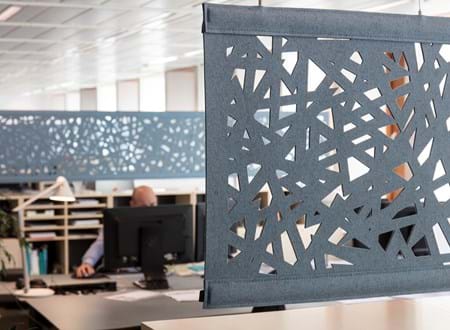 Økonomi og indenrigsministeriet, CoverSingle, fraster, filt, cover, rumafskærmning, roomdivider, akustik, uld filt, inspiration, design, indretning, afskærmning, filt på glas,