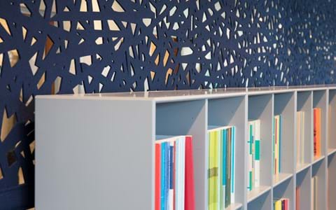 Økonomi og indenrigsministeriet, CoverSingle, fraster, filt, cover, rumafskærmning, roomdivider, akustik, uld filt, inspiration, design, indretning, afskærmning, filt på glas,