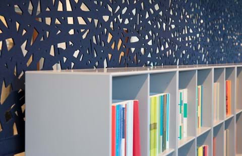 Økonomi og indenrigsministeriet, CoverSingle, fraster, filt, cover, rumafskærmning, roomdivider, akustik, uld filt, inspiration, design, indretning, afskærmning, filt på glas,