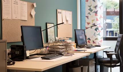 Ulleryd Helsebyg, fraster, filt, PinDot, opslagstavle, pin board, roomdivider, akustik, uld filt, inspiration, design, indretning, filttavle, udsmykning