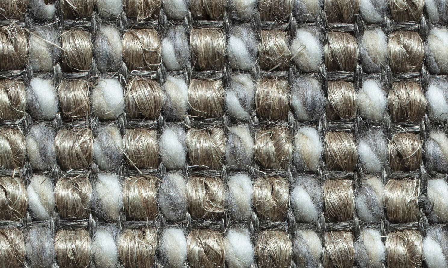 afpasset tæppe kvalitet Almadi