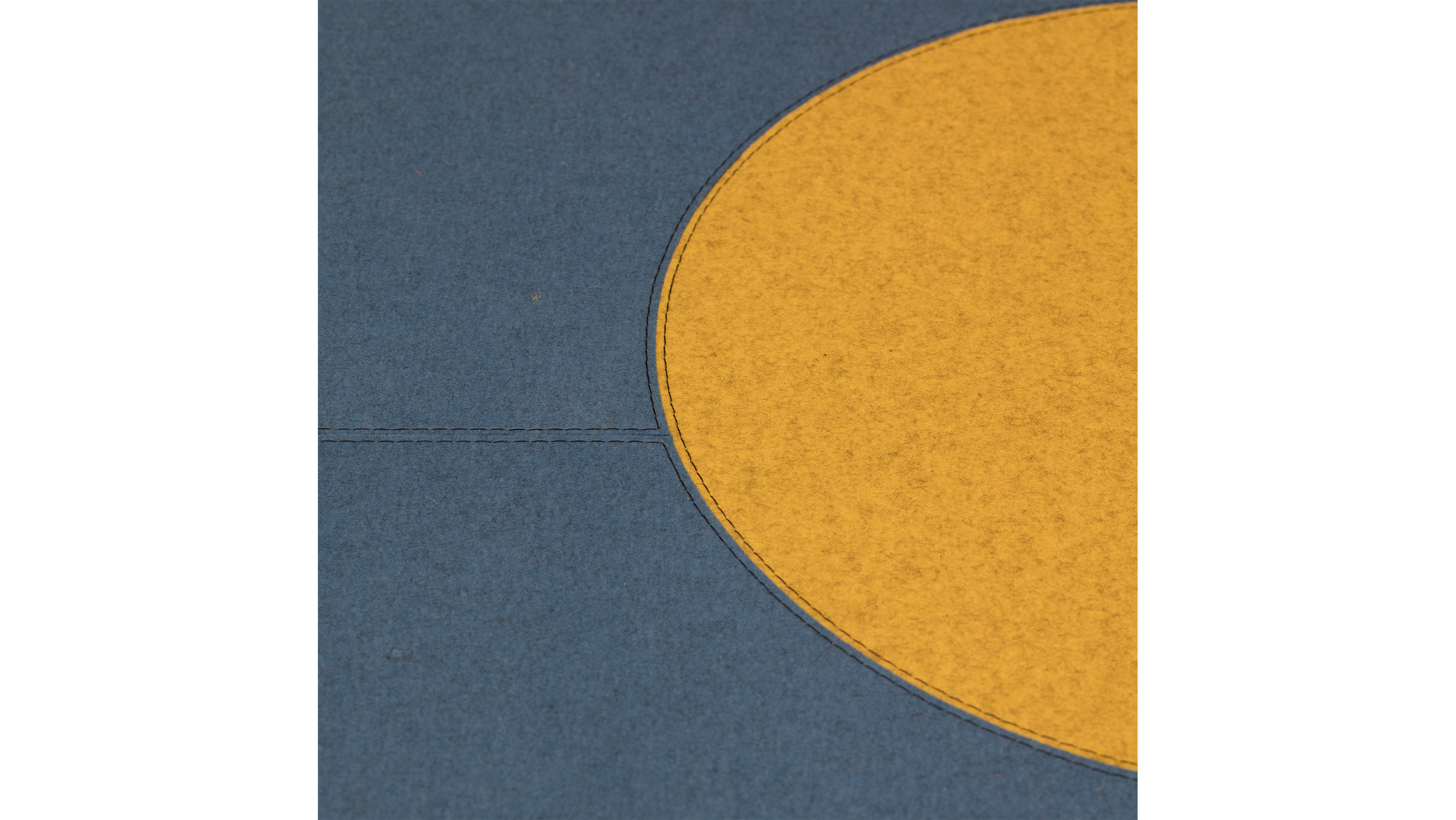 Filt tæppe detalje blå filt