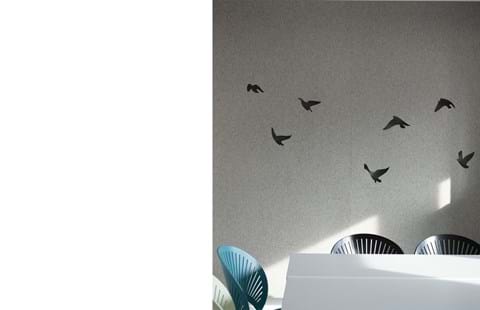 Filt gardin med fugle udskæringer på kontor (5)