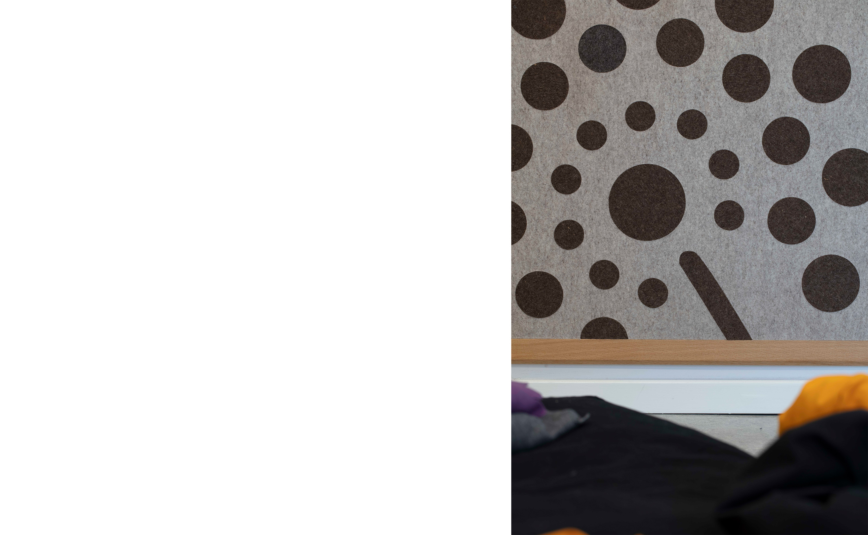 PinDot design tavle i filt på stress klinik (5)