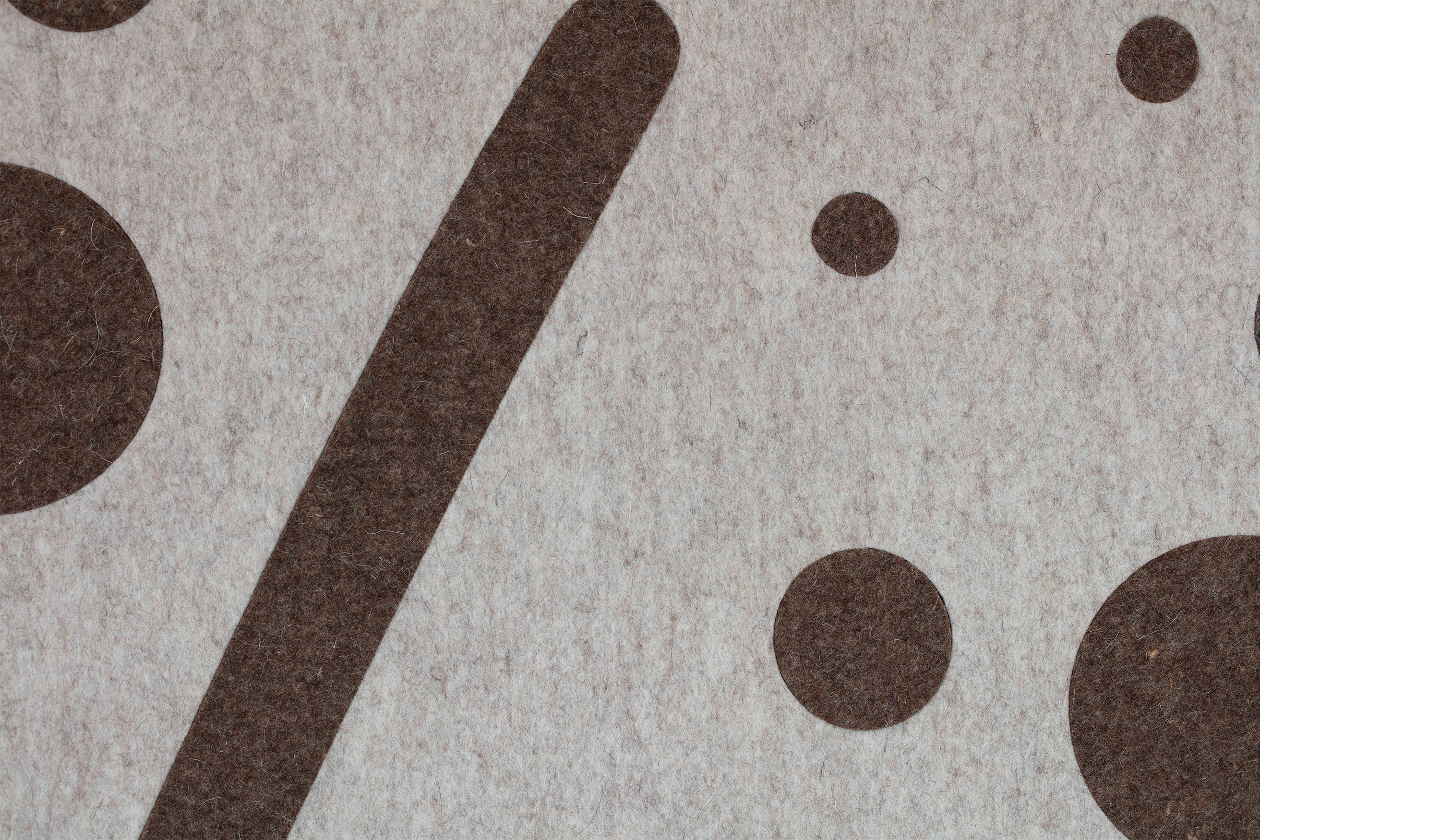 PinDot design tavle i filt på stress klinik (6)