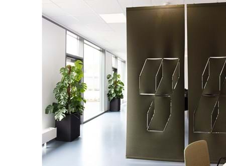 fraster, filt, cover, rumafskærmning, roomdivider, akustik, uld filt, inspiration, design, indretning, afskærmning, felt, wool felt, acoustic and decoration,