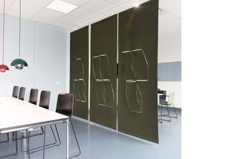 fraster, filt, cover, rumafskærmning, roomdivider, akustik, uld filt, inspiration, design, indretning, afskærmning, felt, wool felt, acoustic and decoration,