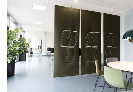 fraster, filt, cover, rumafskærmning, roomdivider, akustik, uld filt, inspiration, design, indretning, afskærmning, felt, wool felt, acoustic and decoration,