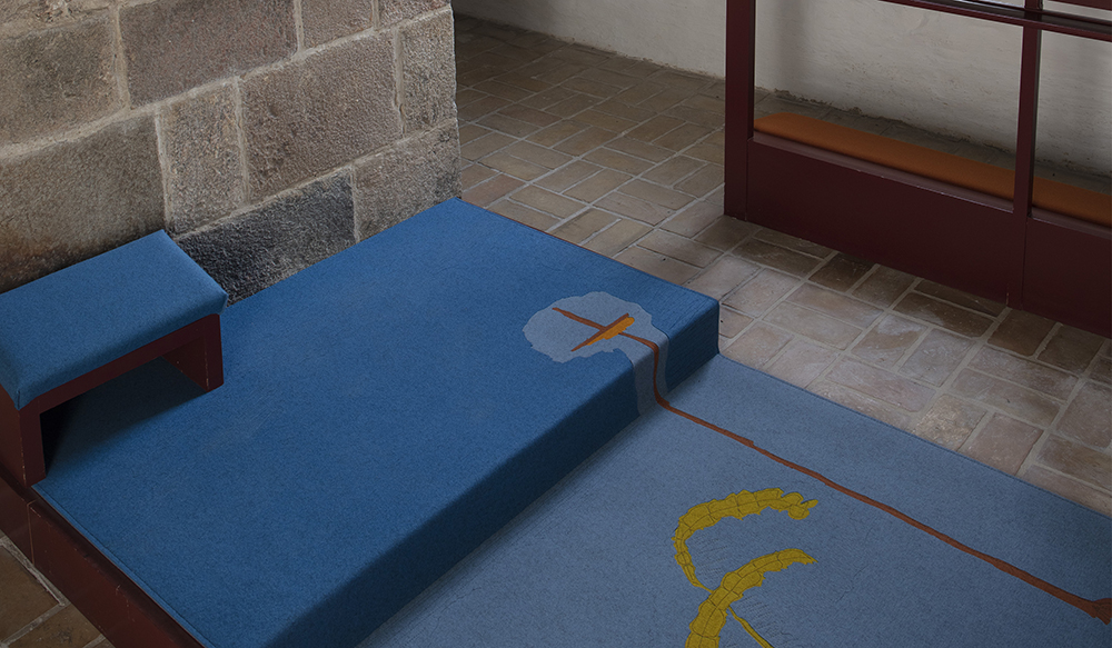 Altertæppe i filt skallerup kirke (3)