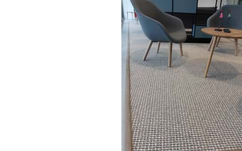 Afpasset tæppe kvalitet Almadi i lounge
