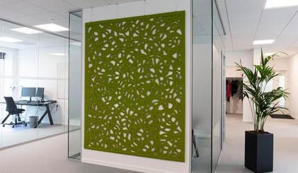 lydæmpning med Cover i filt med udskæringer