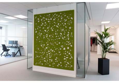 lydæmpning med Cover i filt med udskæringer