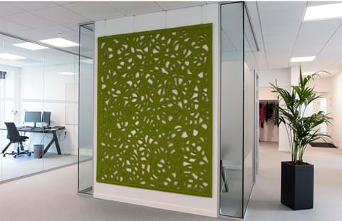 lydæmpning med Cover i filt med udskæringer