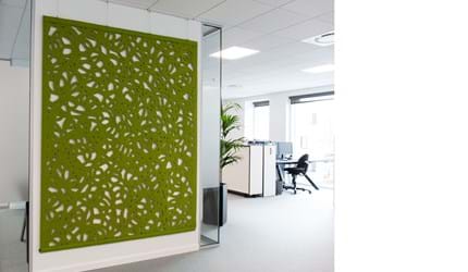 lydæmpning med Cover i filt med udskæringer