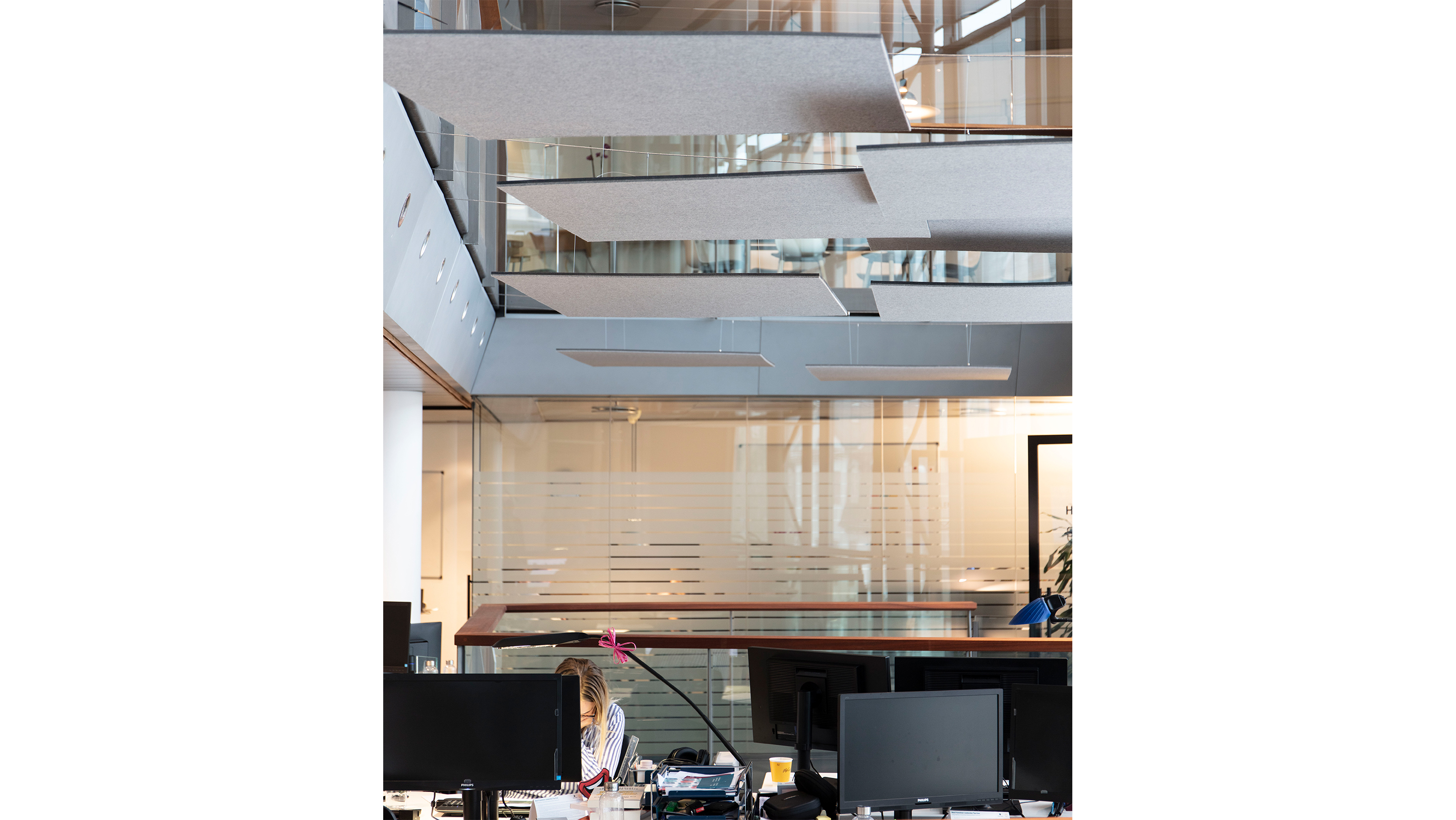 akustisk løsning, acoustic, decoration and acoustic, wool felt, baffles, vandret akustik løsning