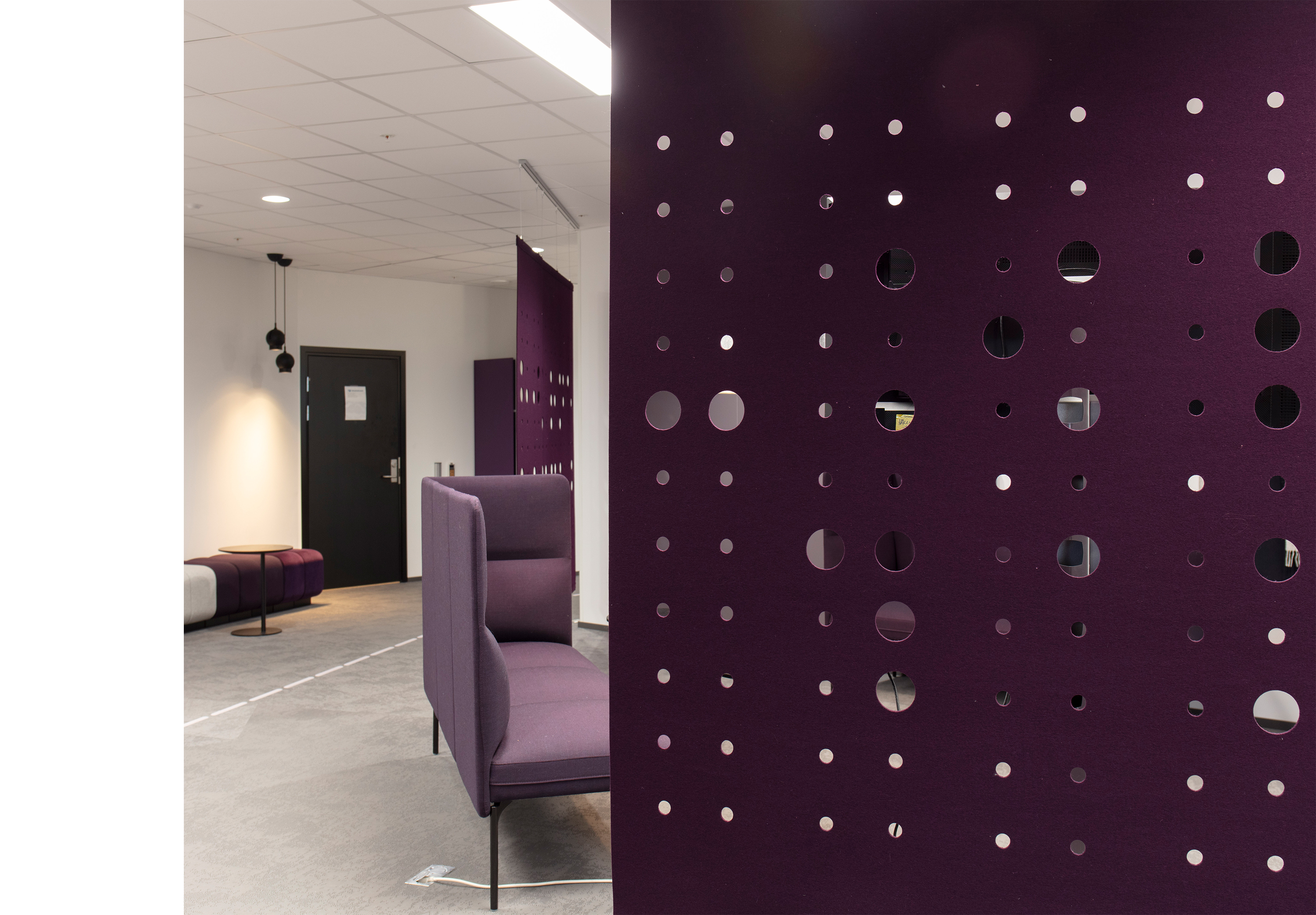 CoverSingle, rumdeler i filt, uldfilt, Roomdivider in felt,