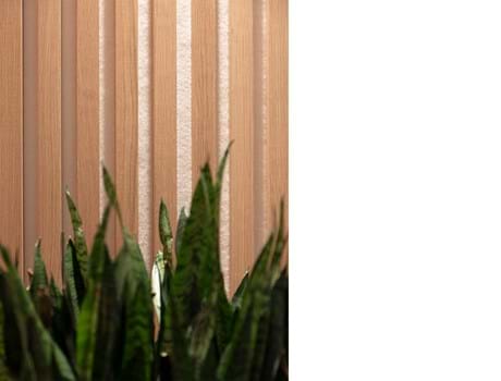 6- DanBolig, filt på væg.