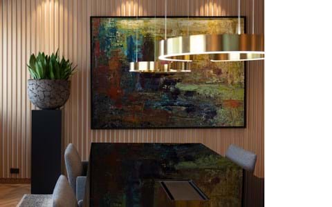 4- DanBolig, filt på væg.