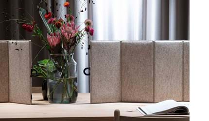 ZigZag bordskærm i filt, The House. (1)