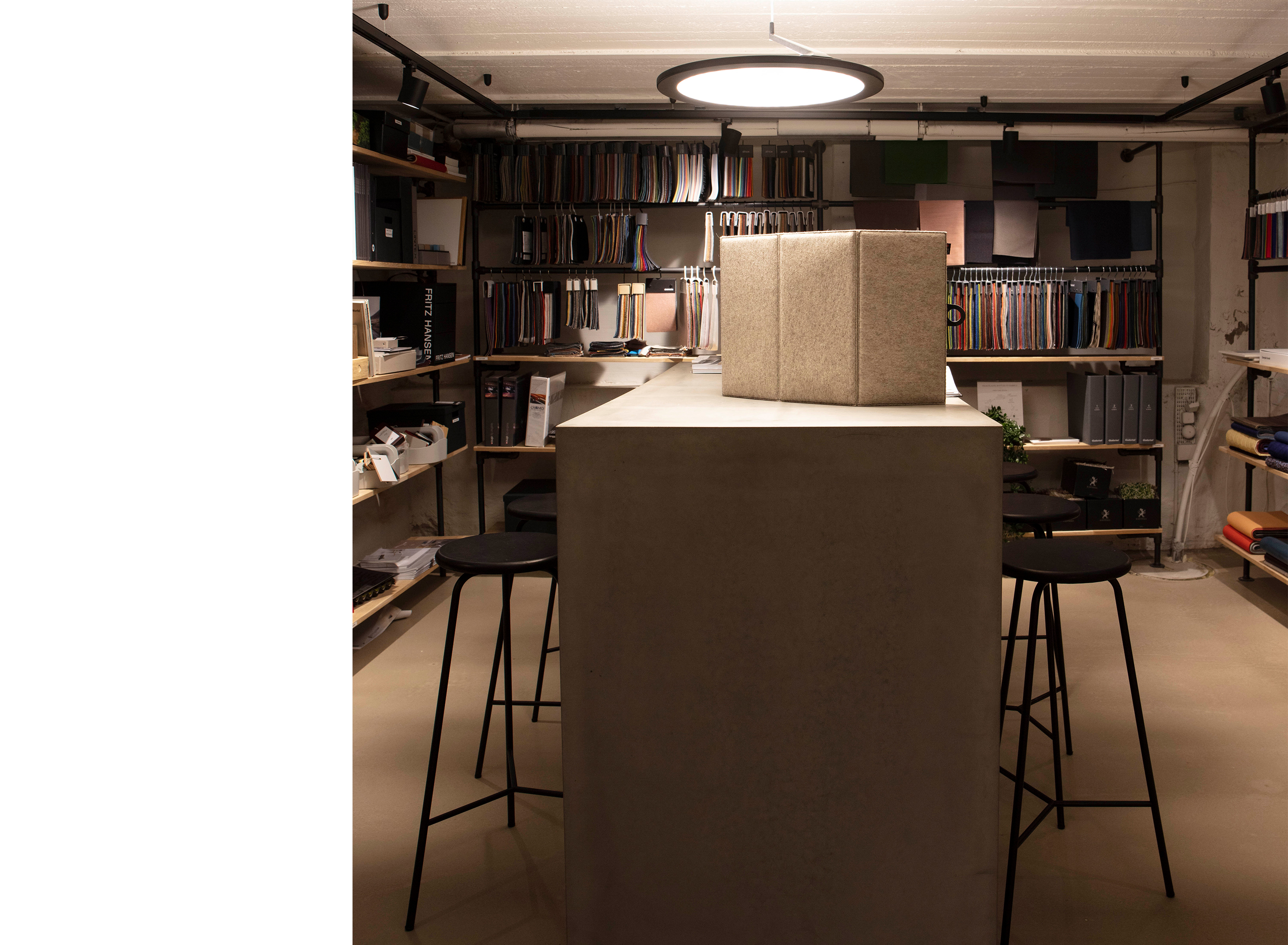 ZigZag  bordskærm i filt, The House. (4)