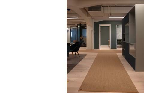 Sisal løber i kontormiljø