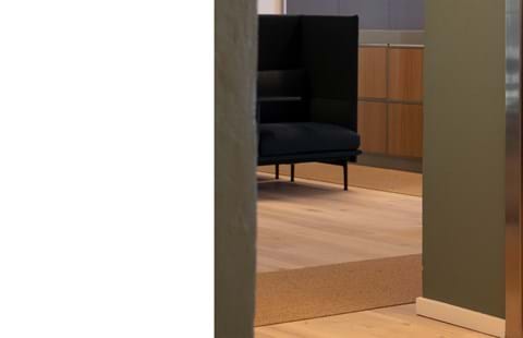 Sisaltæppe detalje i kontor