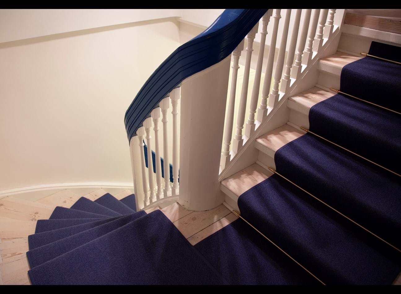 trappeløber, Mellon 839, overlock.jpg