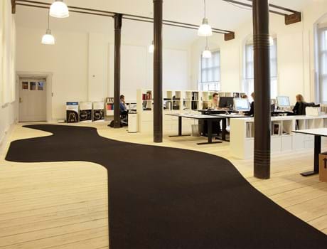 asymmetrisk filt løber på kontor, Toldboden Århus (1)